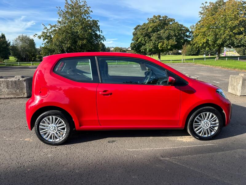 VOLKSWAGEN UP