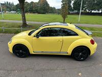 VOLKSWAGEN BEETLE