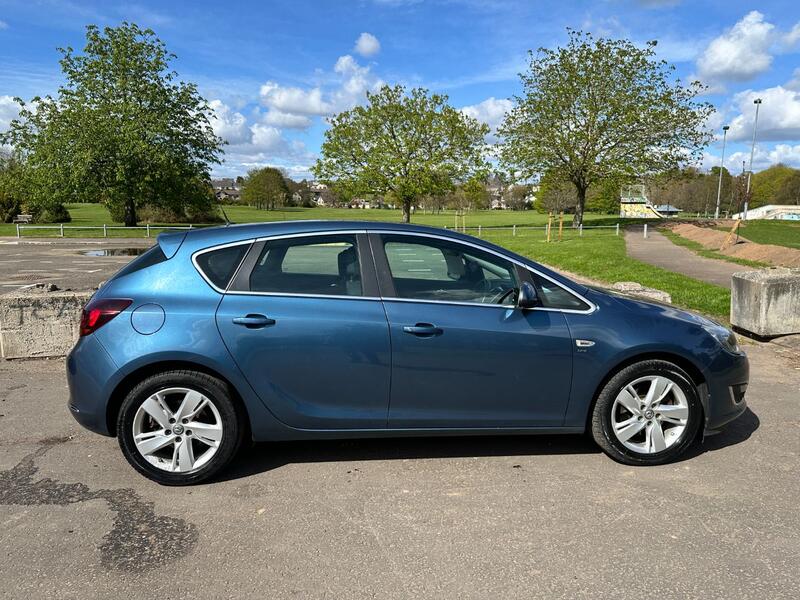 VAUXHALL ASTRA