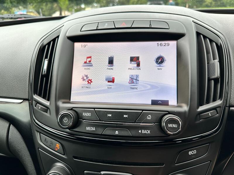VAUXHALL INSIGNIA