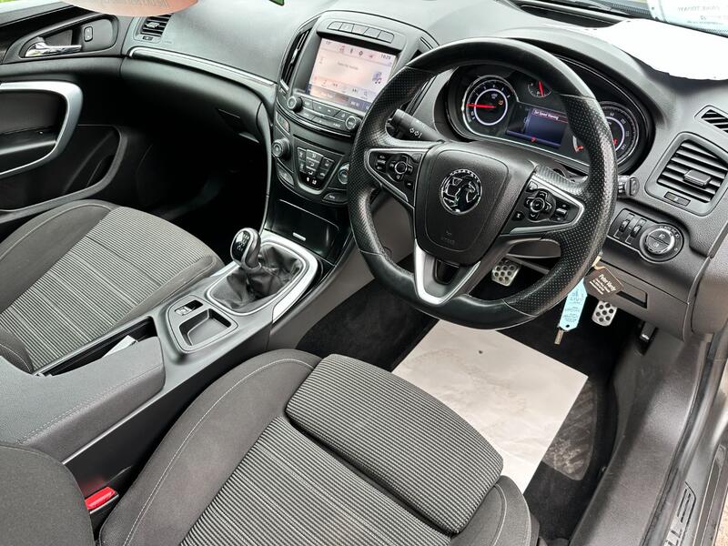 VAUXHALL INSIGNIA