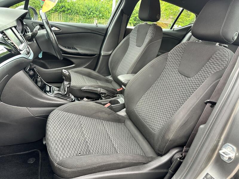 VAUXHALL ASTRA